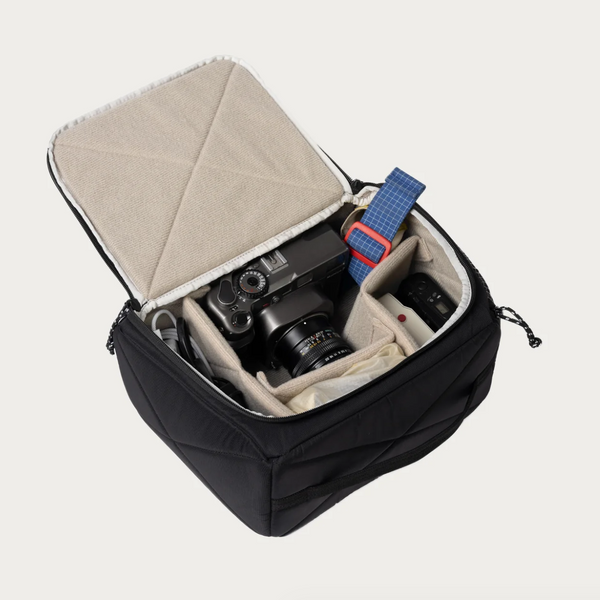 Long Weekend Morro Camera Cube - 8L